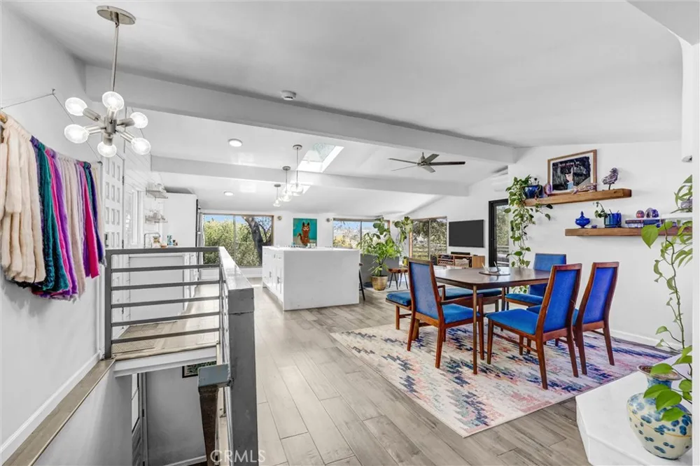 21936 Canon Drive Topanga, CA 90290