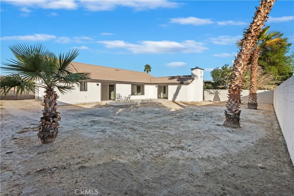 68135 Encinitas Cathedral City, CA 92234