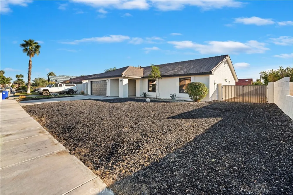 68135 Encinitas Cathedral City, CA 92234