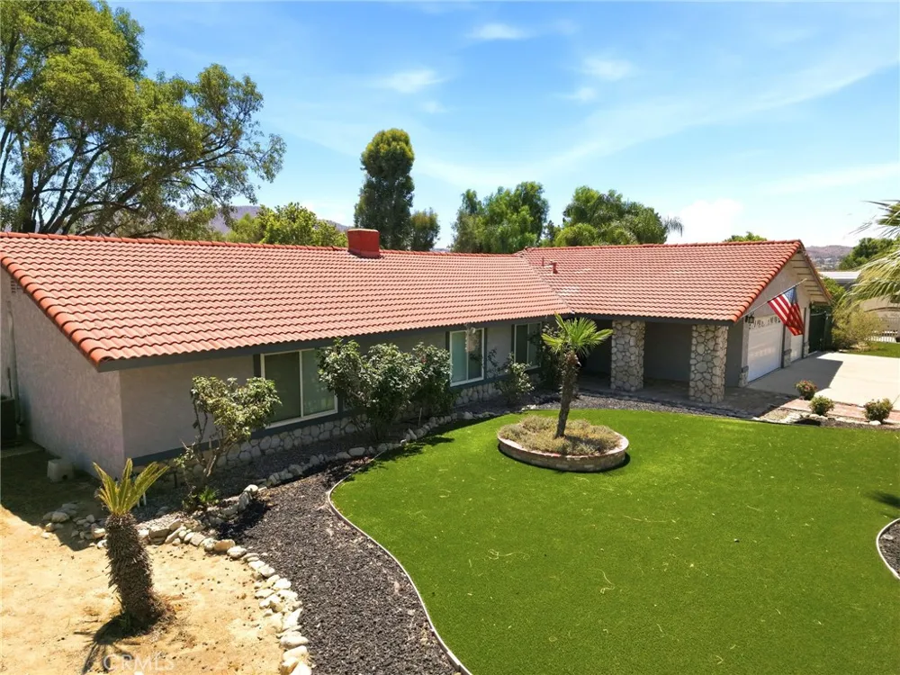 14334 Anthony Place Moreno Valley, CA 92555