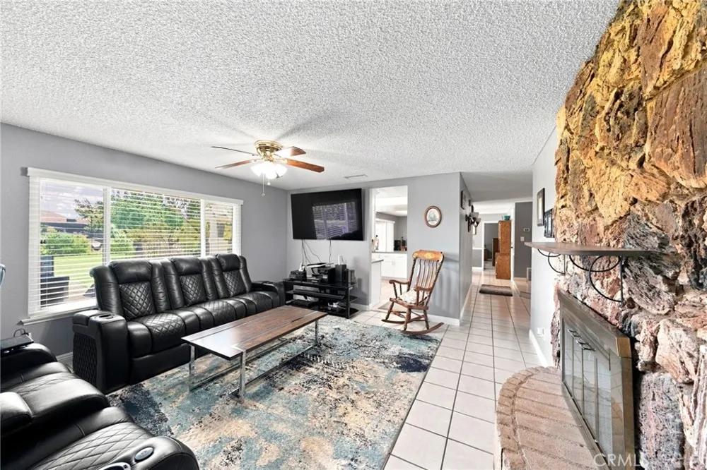 14334 Anthony Place Moreno Valley, CA 92555