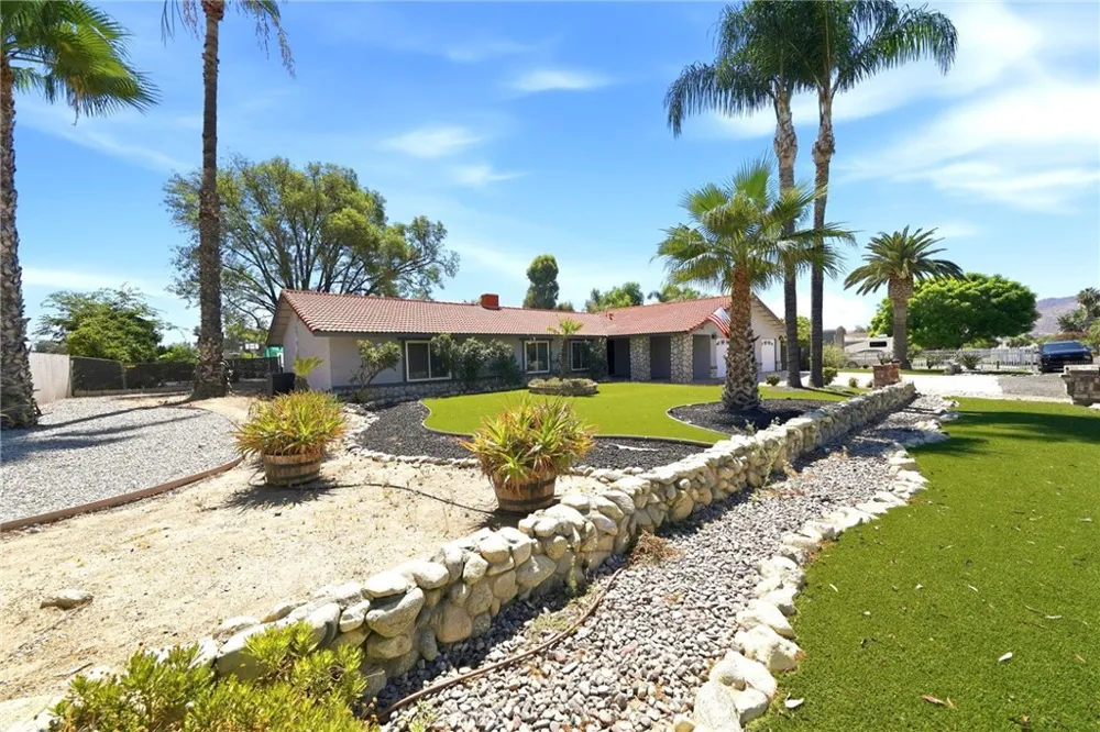 14334 Anthony Place Moreno Valley, CA 92555