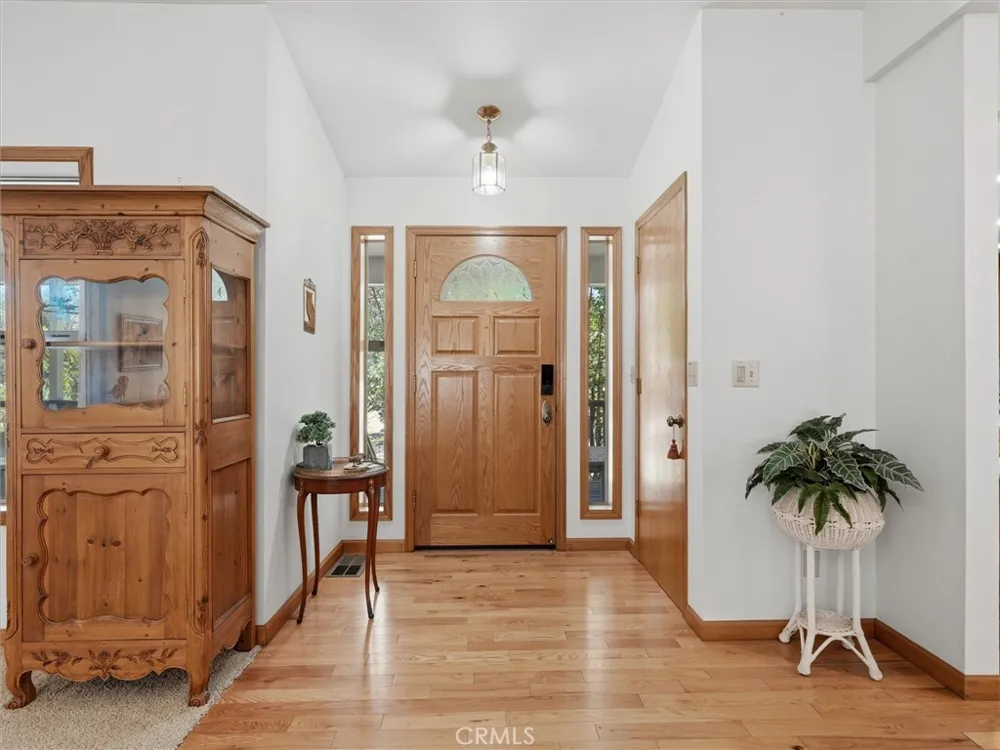 45241 Dillon Ahwahnee, CA 93601