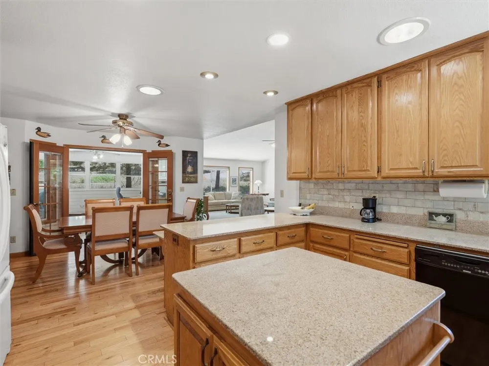 45241 Dillon Ahwahnee, CA 93601