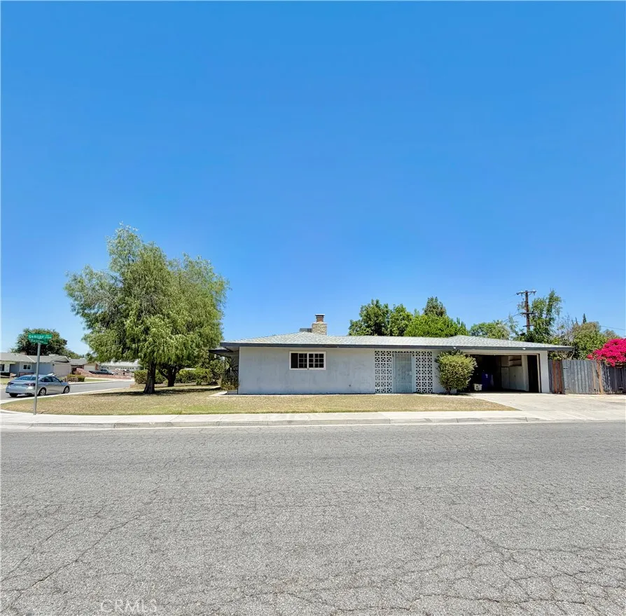 2608 Blackstone Court Bakersfield, CA 93304