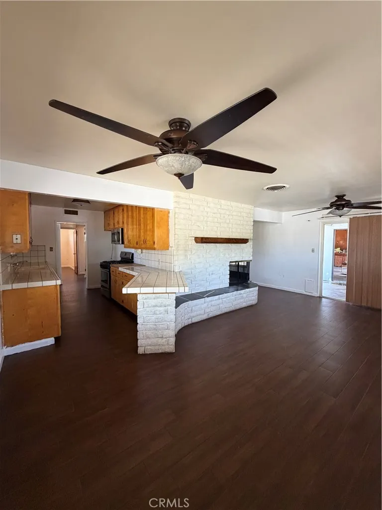 2608 Blackstone Court Bakersfield, CA 93304