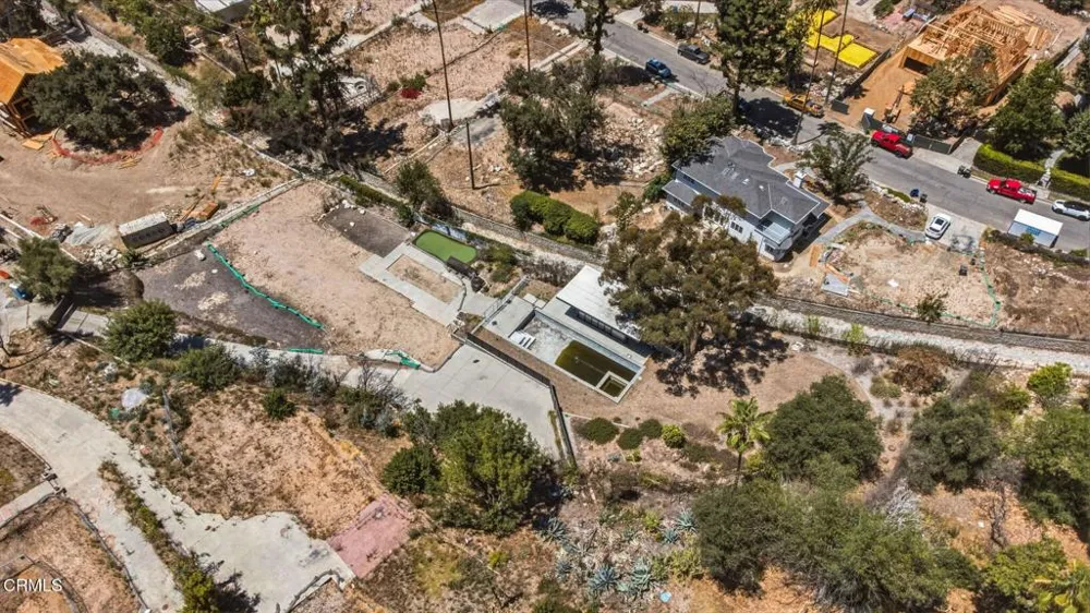 1541 Homewood Drive Altadena, CA 91001
