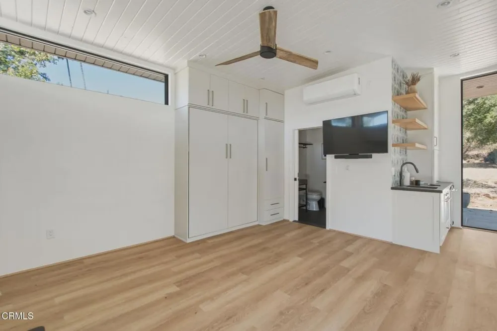 1541 Homewood Drive Altadena, CA 91001