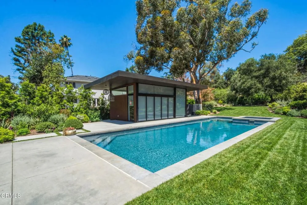 1541 Homewood Drive Altadena, CA 91001