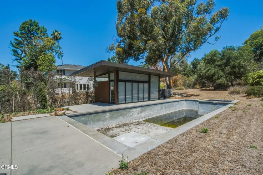 1541 Homewood Drive Altadena, CA 91001
