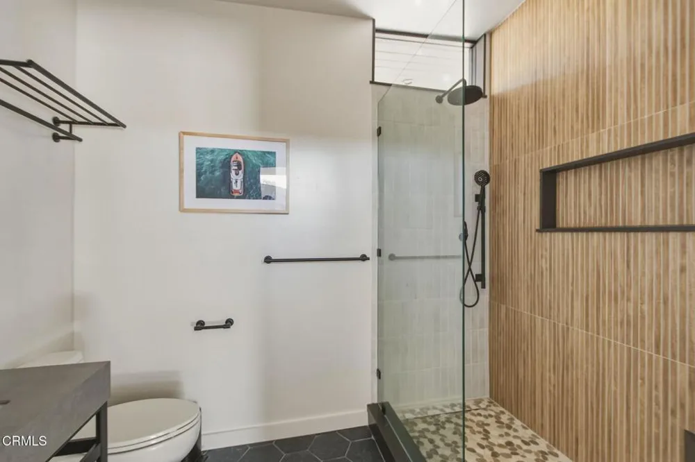 1541 Homewood Drive Altadena, CA 91001