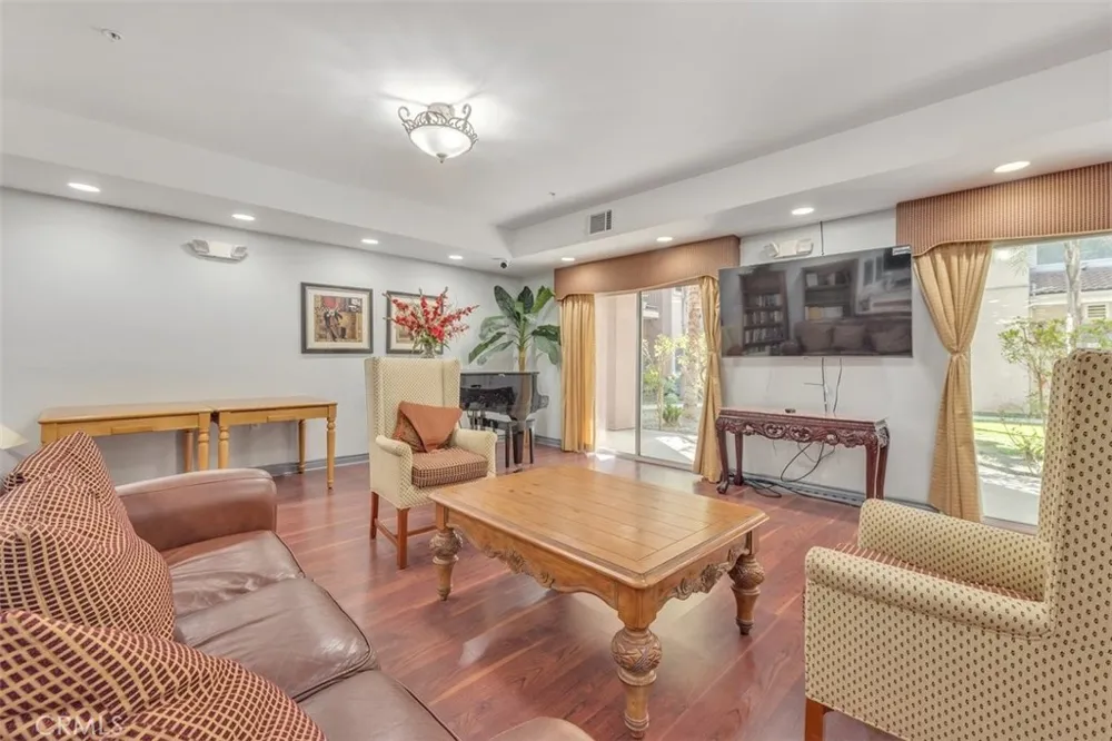 17888 Alburtis Avenue #A105 Artesia, CA 90701