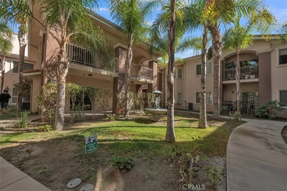 17888 Alburtis Avenue #A105 Artesia, CA 90701