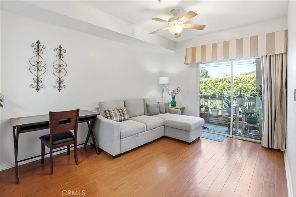 17888 Alburtis Avenue #A105 Artesia, CA 90701