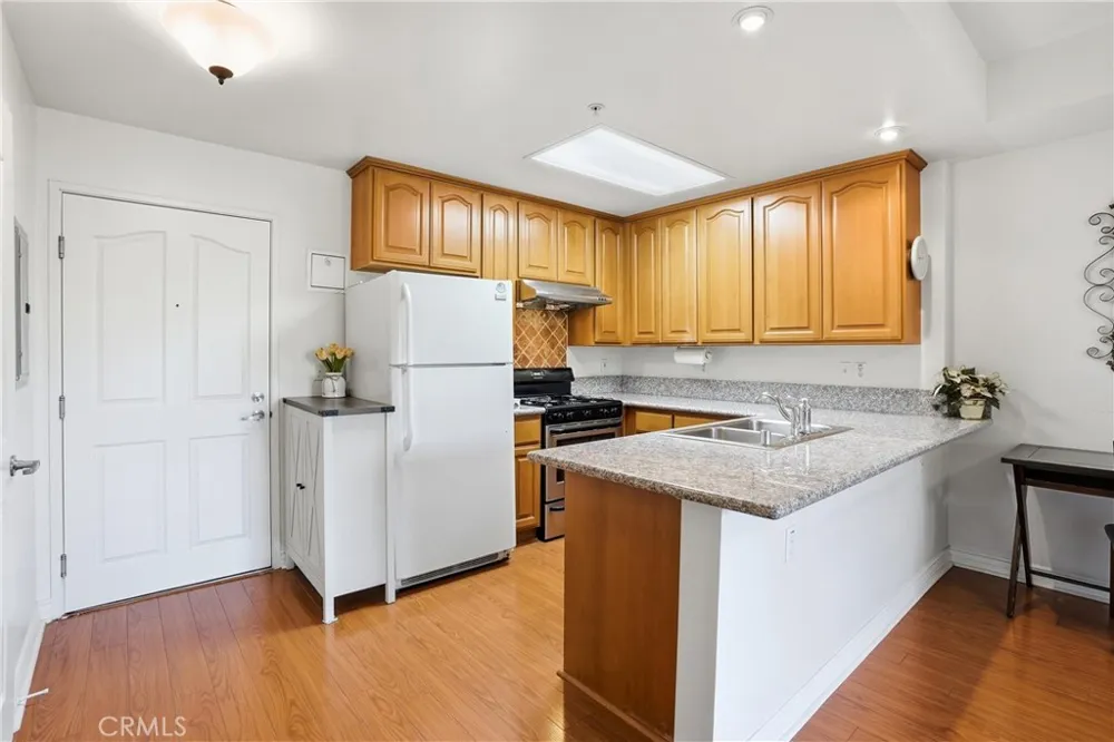 17888 Alburtis Avenue #A105 Artesia, CA 90701