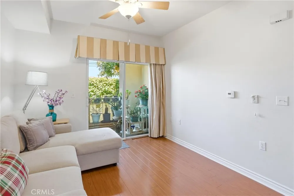 17888 Alburtis Avenue #A105 Artesia, CA 90701