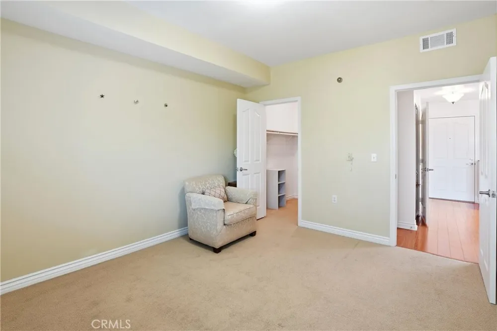 17888 Alburtis Avenue #A105 Artesia, CA 90701