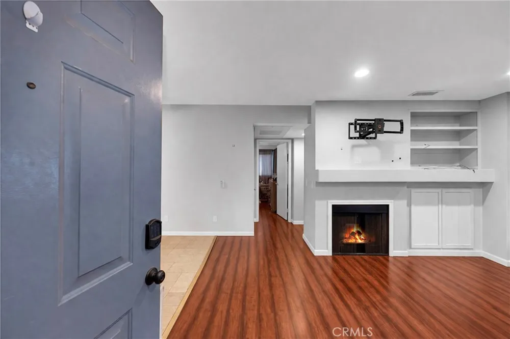 111 S Lakeview #D Placentia, CA 92870