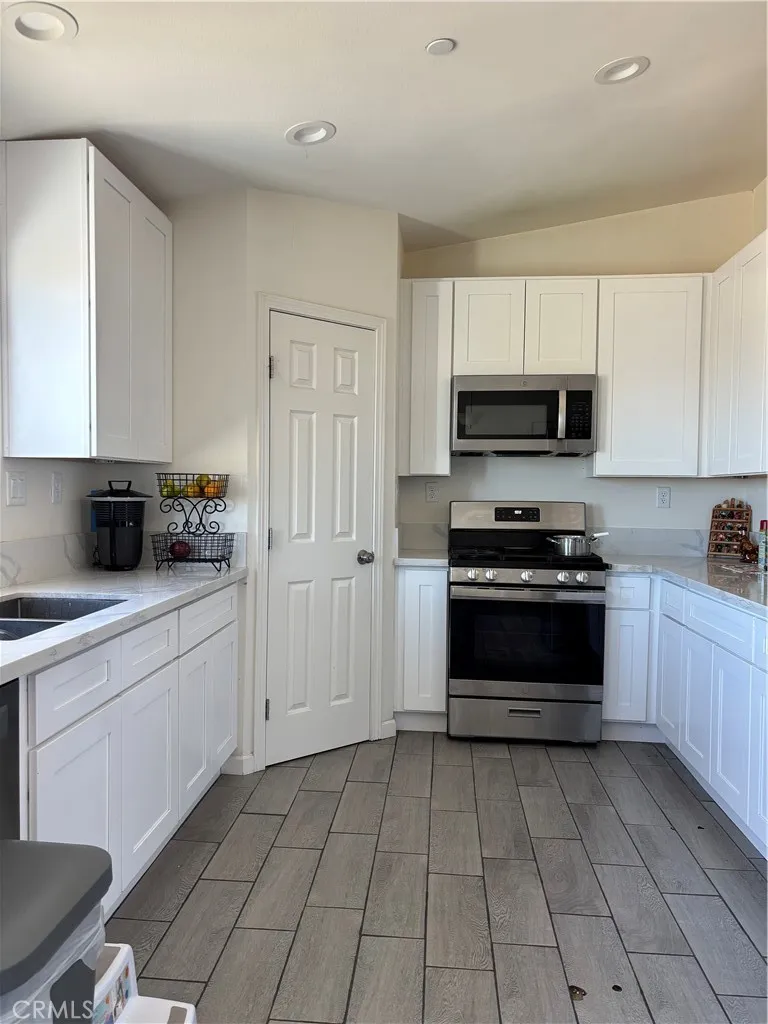 32206 Sapphire Rd Lucerne Valley, CA 92356