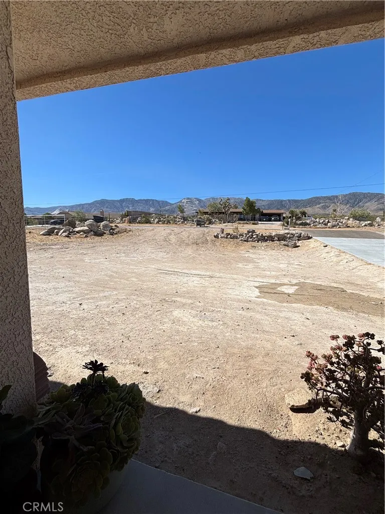 32206 Sapphire Rd Lucerne Valley, CA 92356