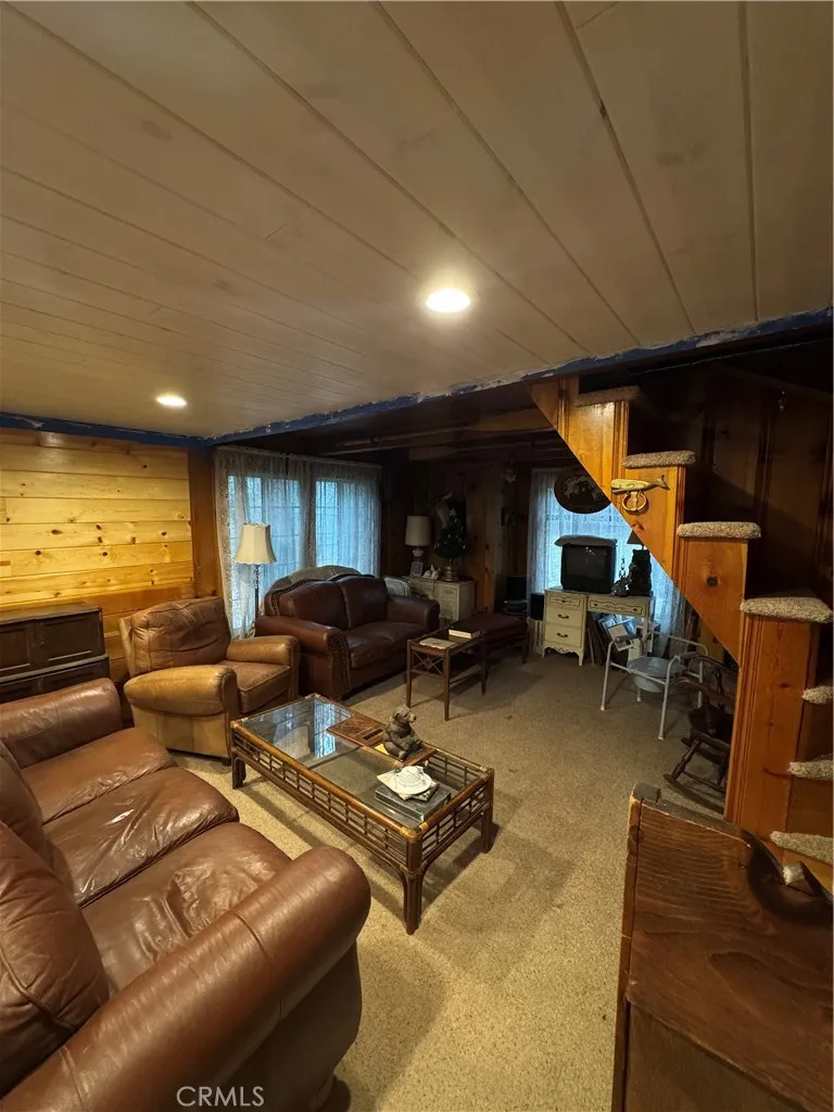 42679 La Cerena Big Bear Lake, CA 92315