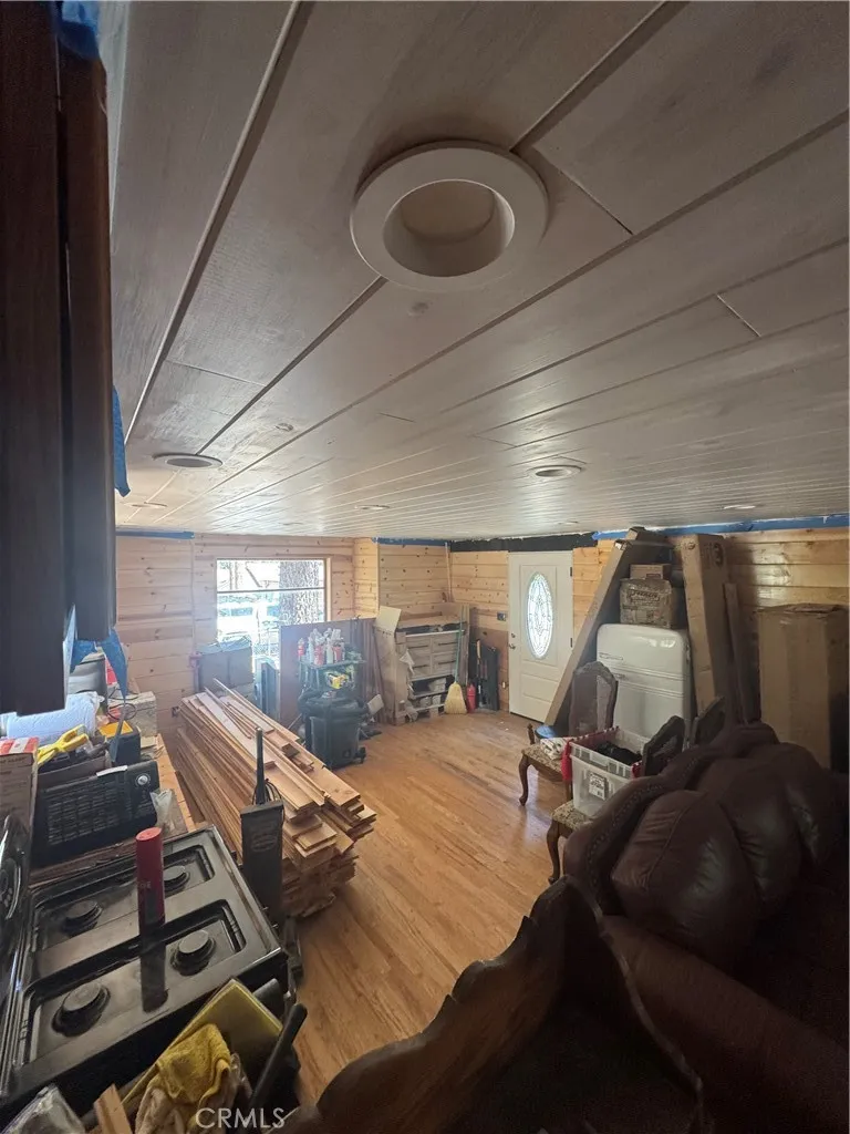 42679 La Cerena Big Bear Lake, CA 92315