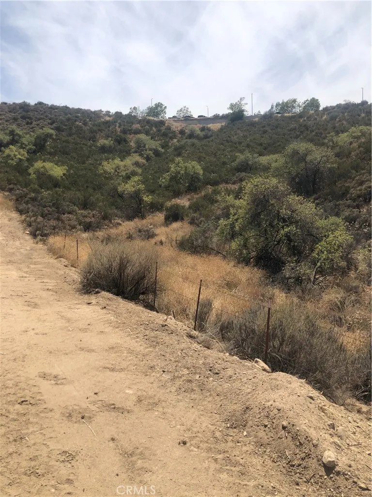 dockweiler Dr Newhall, CA 91321