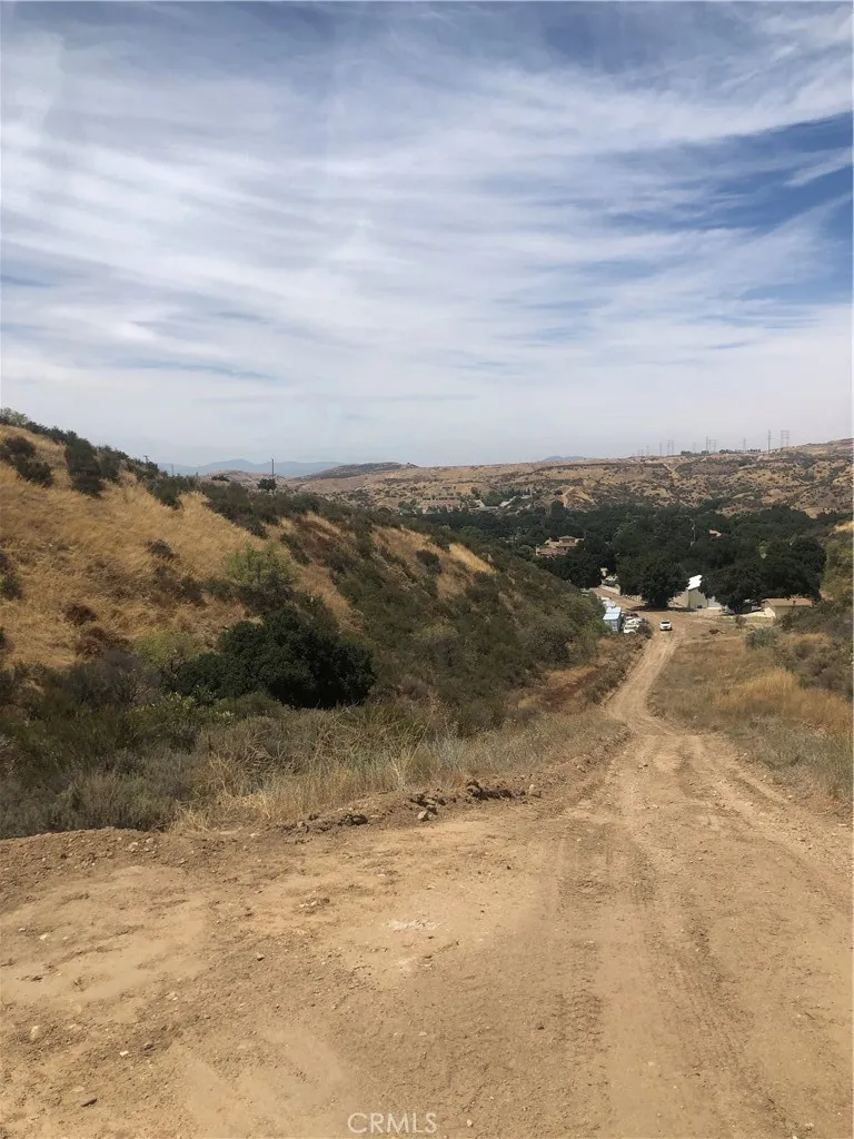dockweiler Dr Newhall, CA 91321
