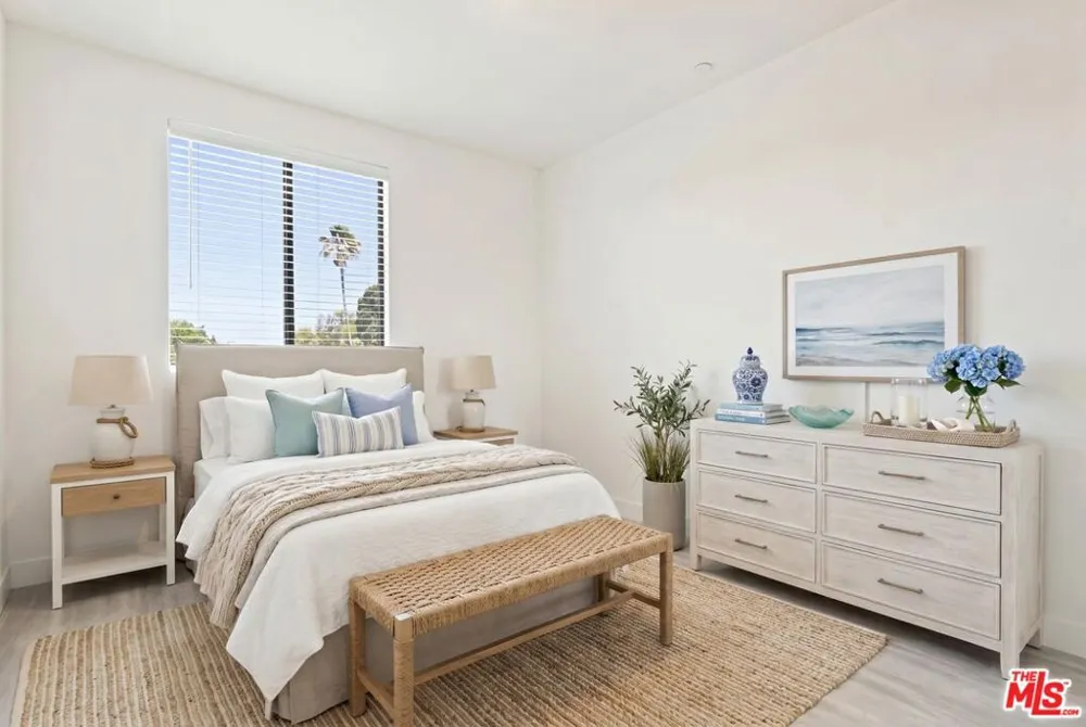 6716 Royce Lane Van Nuys, CA 91411