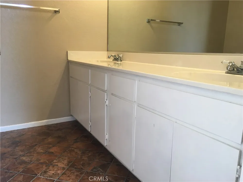 2030 Bon View Ontario, CA 91761