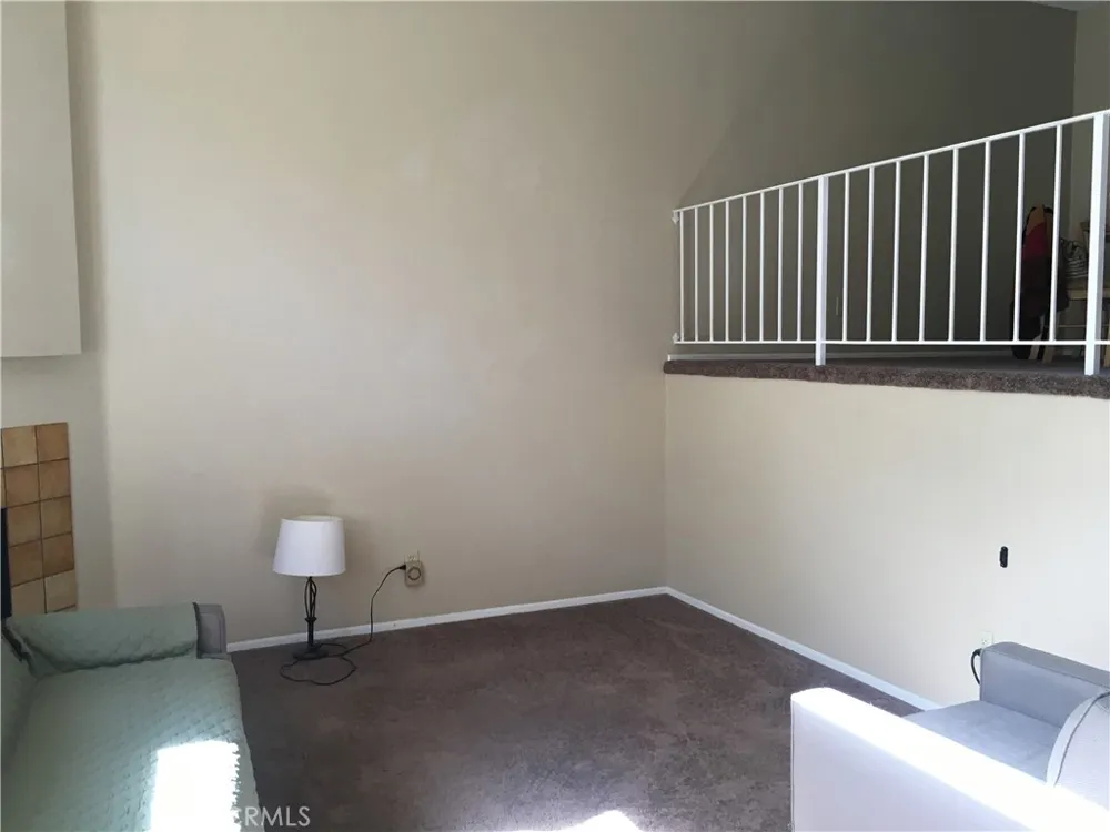 2030 Bon View Ontario, CA 91761