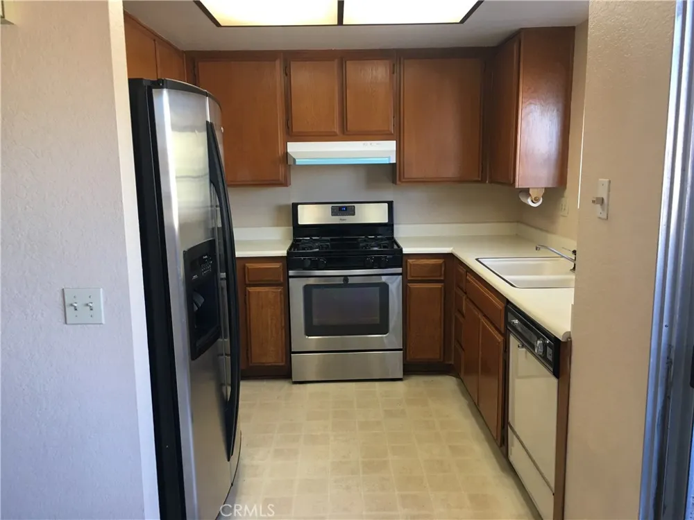 2030 Bon View Ontario, CA 91761