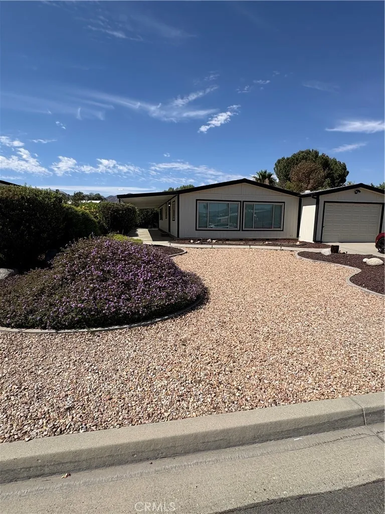 43560 Holder Hemet, CA 92544