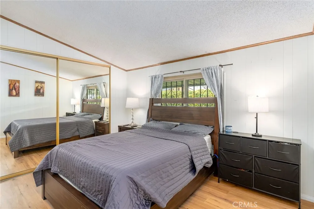 43560 Holder Hemet, CA 92544