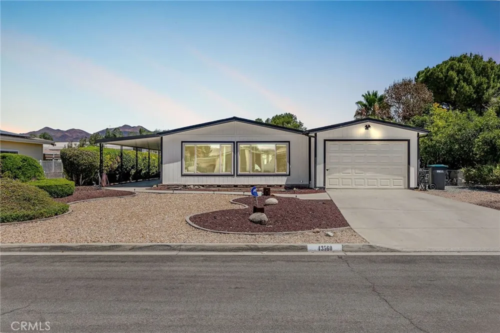 43560 Holder Hemet, CA 92544