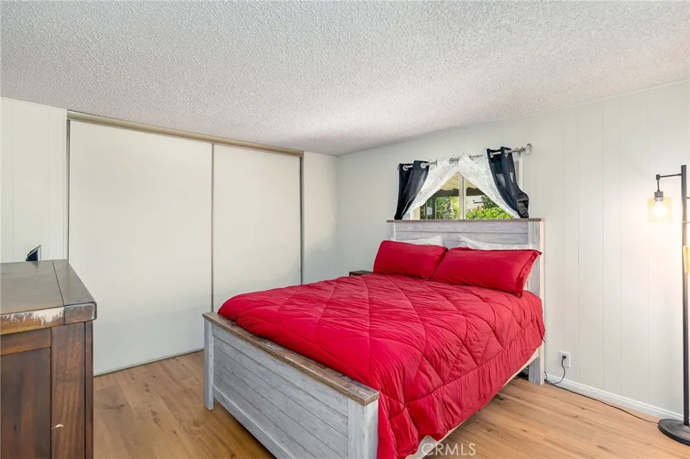 43560 Holder Hemet, CA 92544