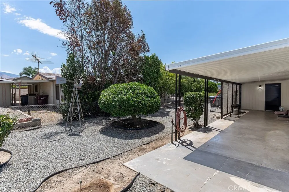 43560 Holder Hemet, CA 92544