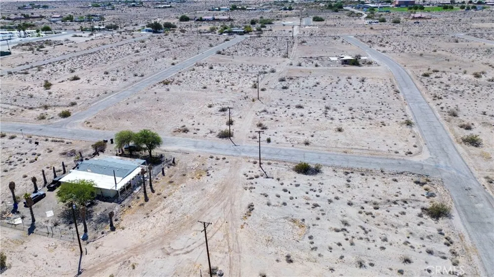 2464 Sea Fair Thermal, CA 92274