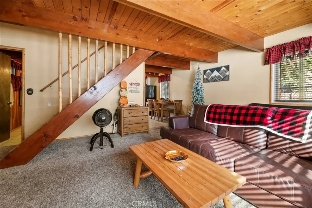 42674 Cedar Big Bear Lake, CA 92315