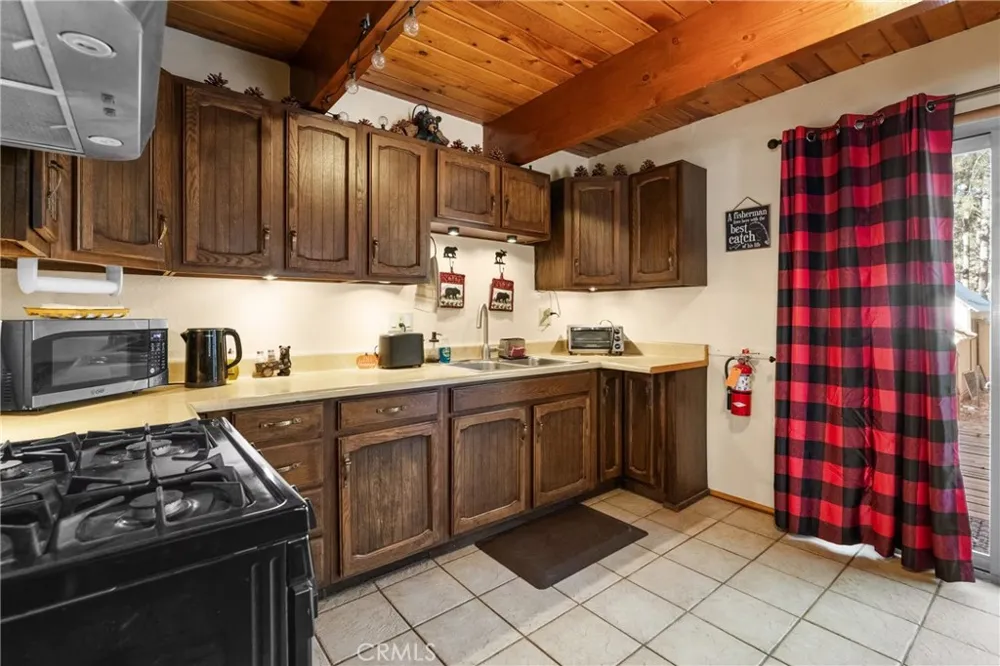 42674 Cedar Big Bear Lake, CA 92315