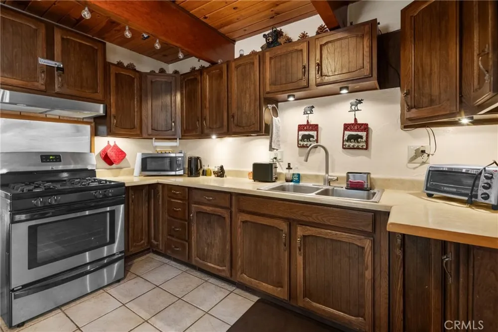 42674 Cedar Big Bear Lake, CA 92315