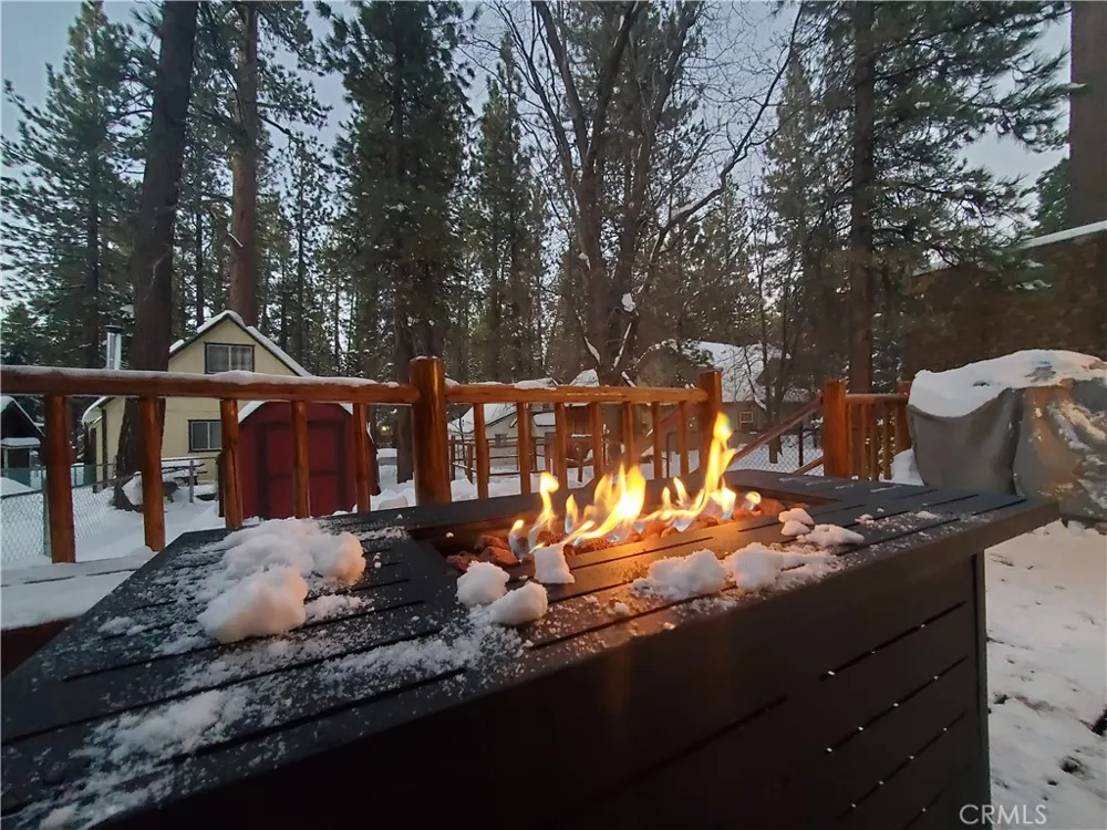 42674 Cedar Big Bear Lake, CA 92315