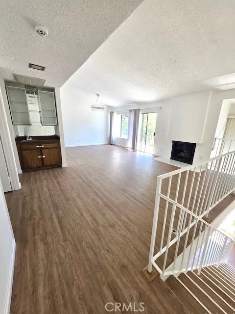 11409 Tampa Los Angeles, CA 91326
