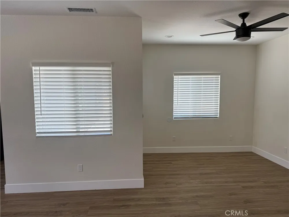 41015 W 41st west Palmdale, CA 93551