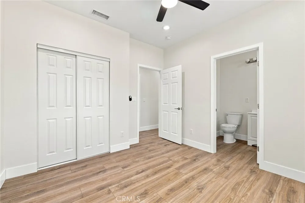 41015 W 41st west Palmdale, CA 93551