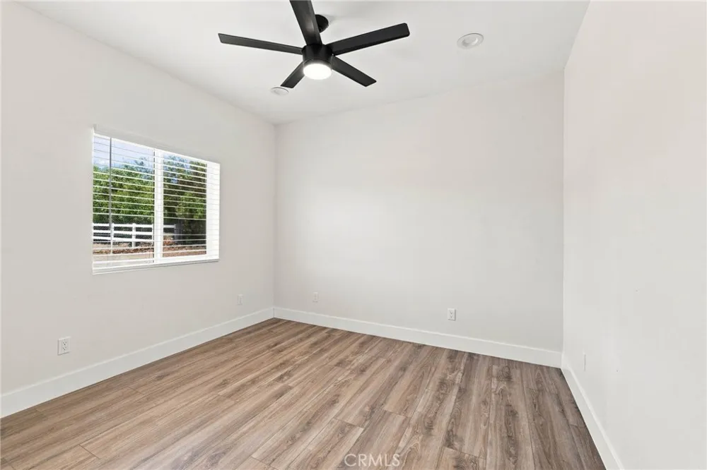 41015 W 41st west Palmdale, CA 93551
