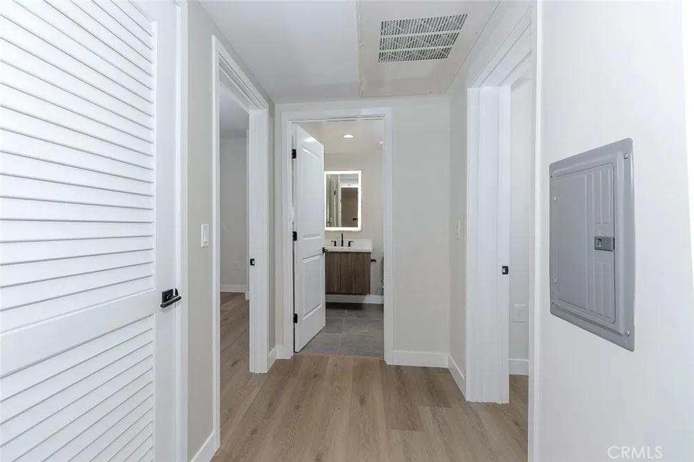 10218 Fernglen #101 Tujunga, CA 91042
