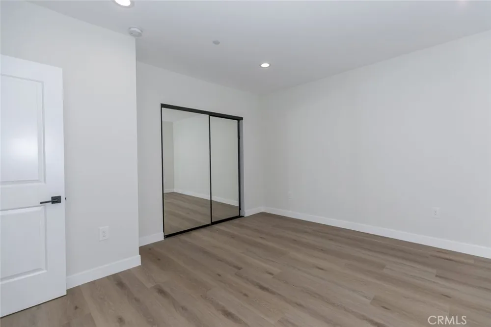 10218 Fernglen #101 Tujunga, CA 91042
