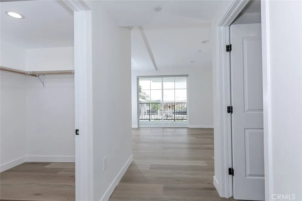 10218 Fernglen #101 Tujunga, CA 91042