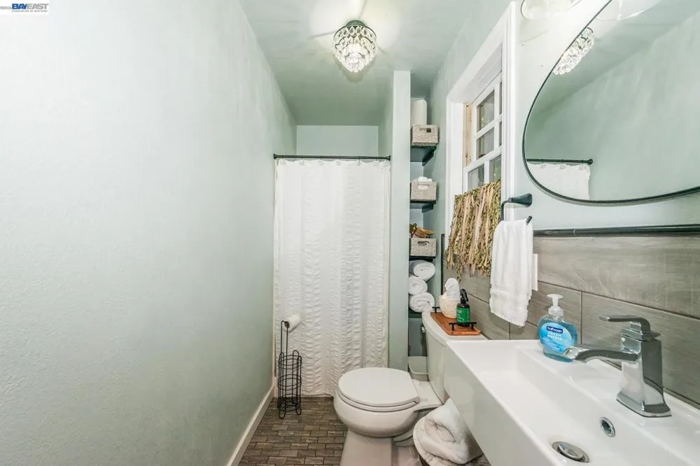 751 Mountain Aire, Ln Trinity Center, CA 96091